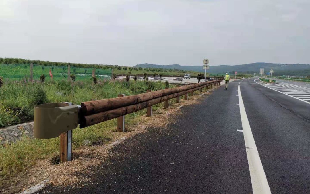 Tertu T40 guardrail securing Inner Mongolia Highway G302